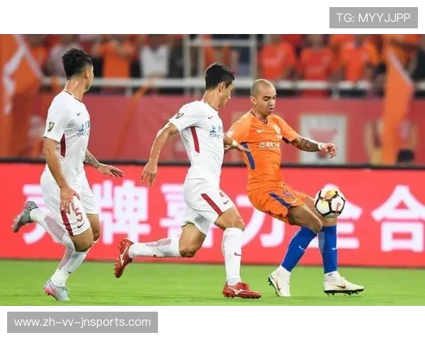 鲁能大战恒大：中超焦点战战术布局与进攻路线分析