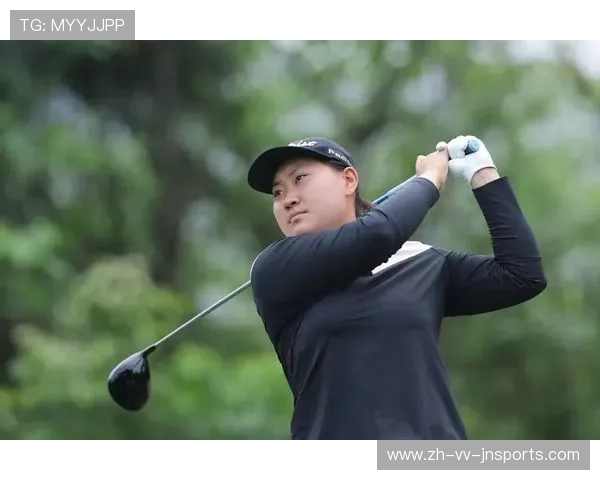 彭严萱63杆创纪录领跑重庆女子公开赛 许赢跻身T3集团